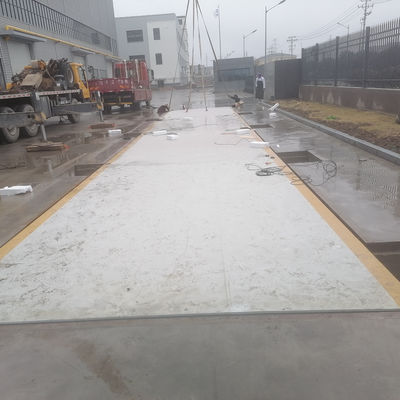 ODM на заказ 60тонный грузовик весовой мост 3 * 15 м электронный цифровой весовой мост